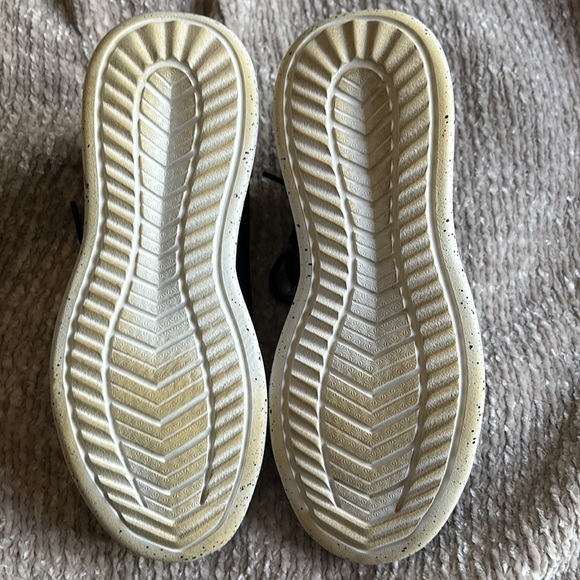 New Balance CUSH+District shoes - women’s size 7.5 - Picture 9 of 11